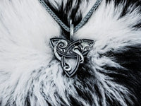 Collier Fantasy Chat - Pendentif Triquetra Vikingart